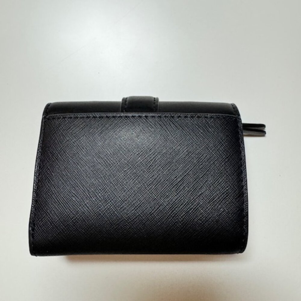 Michael Kors Carmen Medium Bifold Wallet - Black - Picture 2 of 4